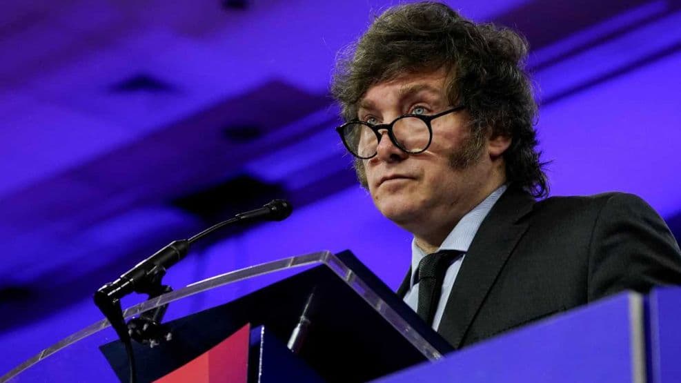Javier Milei volvió al país y enfrentará una agenda recargada: test de los mercados y definiciones políticas clave