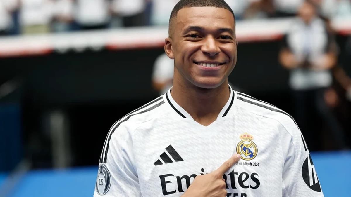 Por qué Kylian Mbappé habla tan bien español: el origen de la pasión del delantero por los idiomas