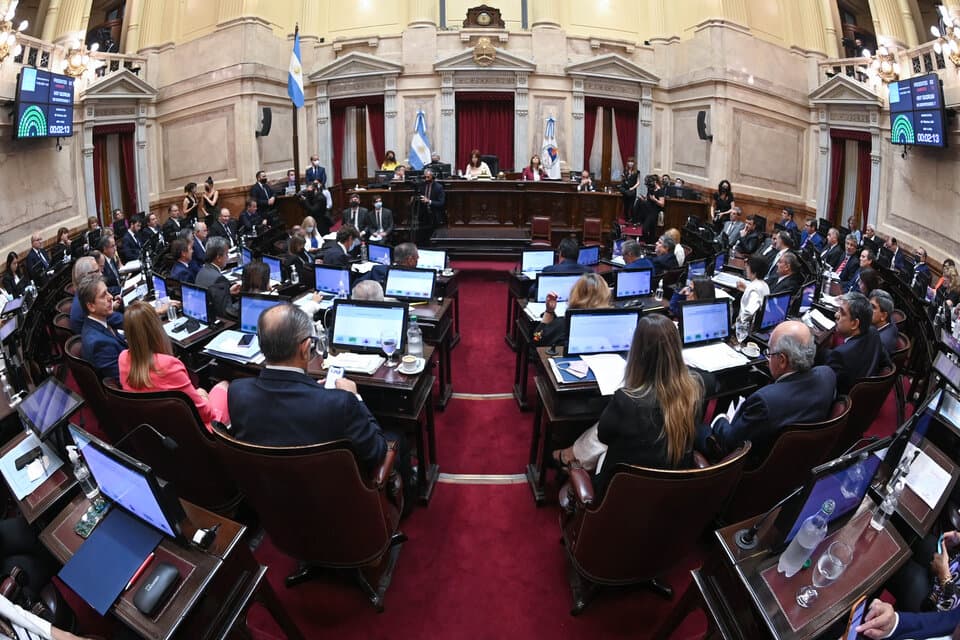 Financiamiento de las Universidades: el acuerdo UCR-K se fortalece en el Senado y crece la preocupación de LLA
