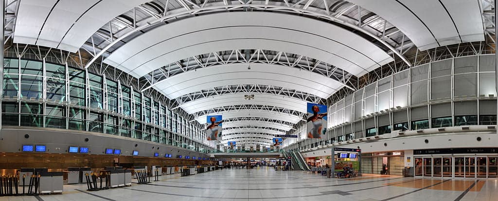 Los trabajadores estatales aeronáuticos definieron hacer un paro salvaje el jueves: podría afectar a 27 aeropuertos y se agrava el conflicto
