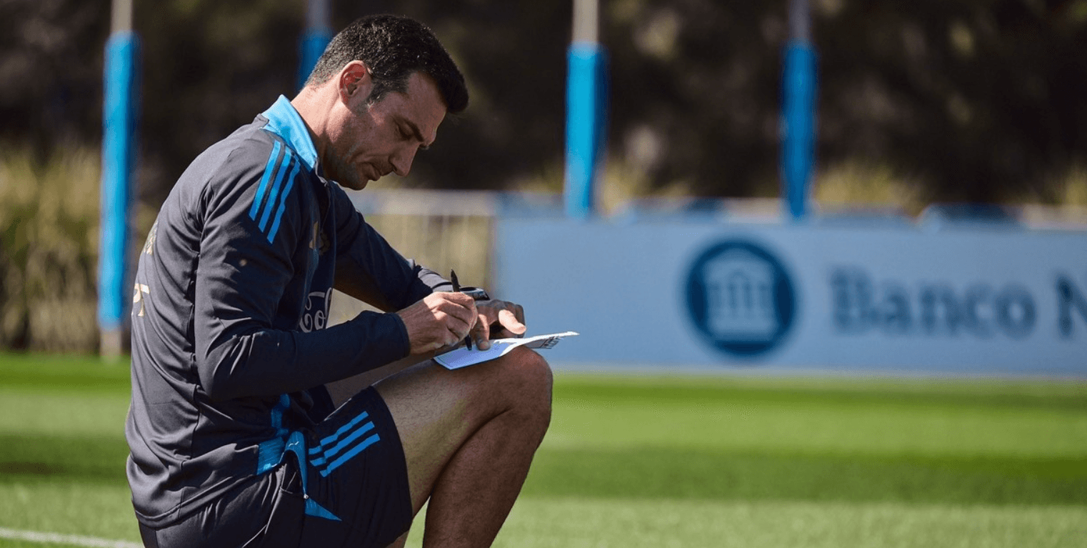 Scaloni suma problemas en Miami: Garnacho también se bajó de la la Selección y el huracán Milton complica los planes