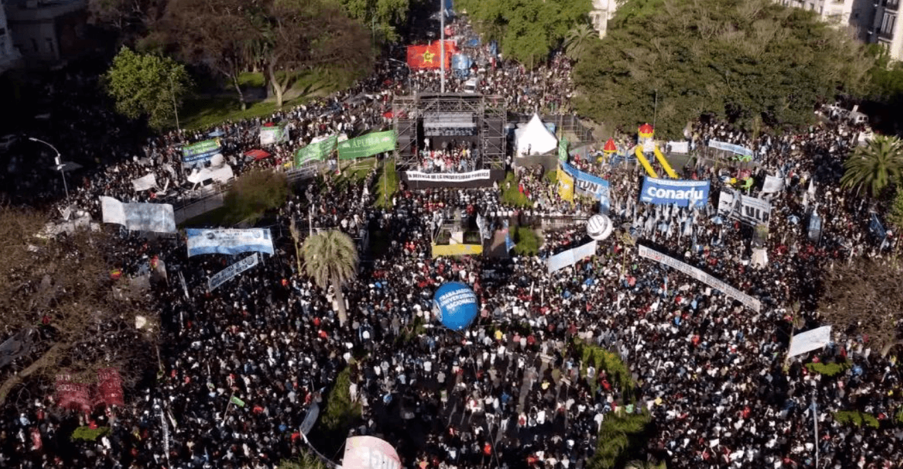 Diputados debate el veto a la Ley de Financiamiento Universitario