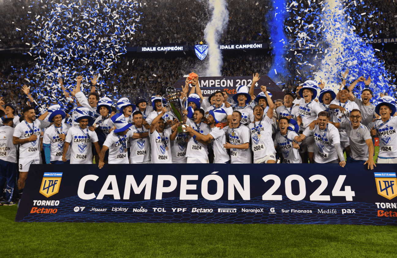 Tras vencer a Huracán, Vélez se consagró campeón de la Liga Profesional