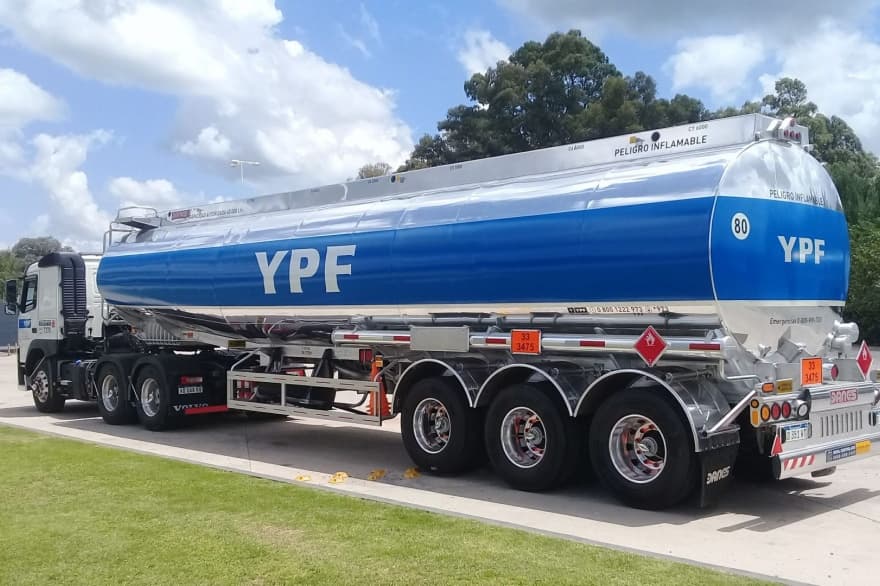 JP Morgan recomendó invertir en YPF en una apuesta por el fin del cepo y el potencial de Vaca Muerta