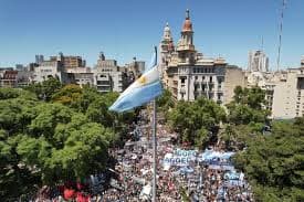 Fuerte respuesta del Gobierno a Amnistía Internacional tras un informe crítico del protocolo antipiquetes