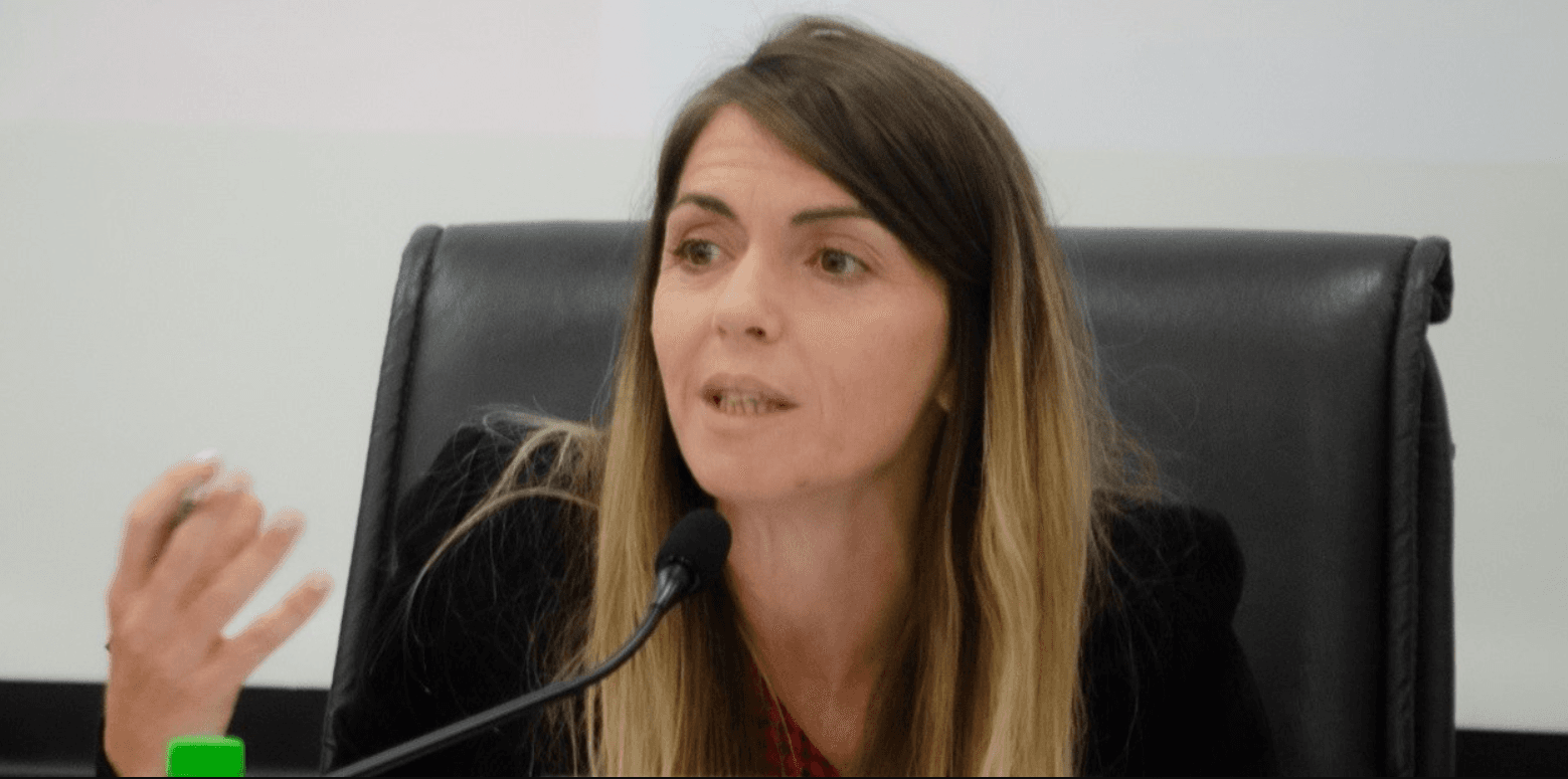 El Gobierno denunció penalmente a la jueza Karina Andrade por haber liberado a los detenidos durante la marcha de jubilados