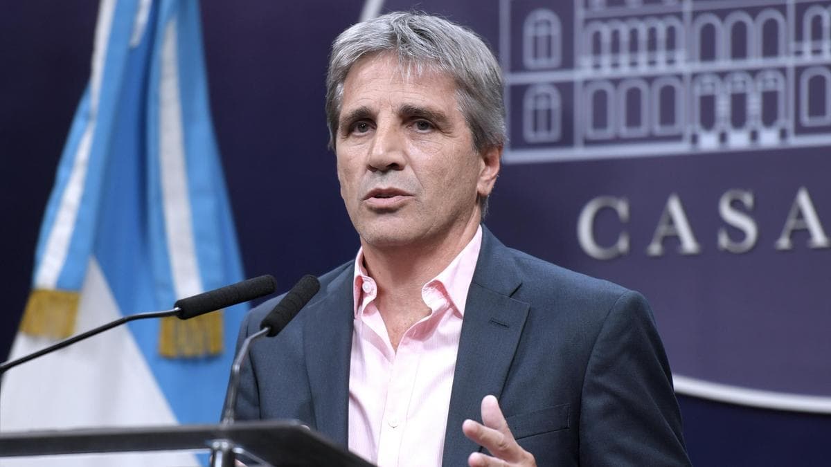 Las inversiones en pesos se desarman ante las dudas sobre el acuerdo con el FMI y la suba del dólar financiero