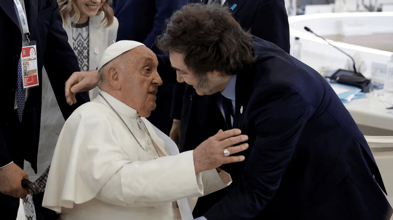 Javier Milei suspendió su agenda y viajará al Vaticano para asistir al funeral de Francisco