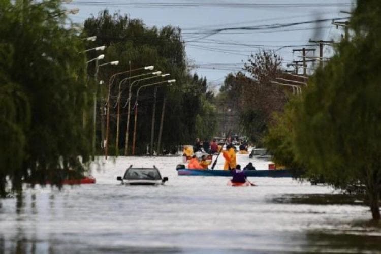 El Gobierno creará un fondo de asistencia para los afectados por el temporal en Buenos Aires