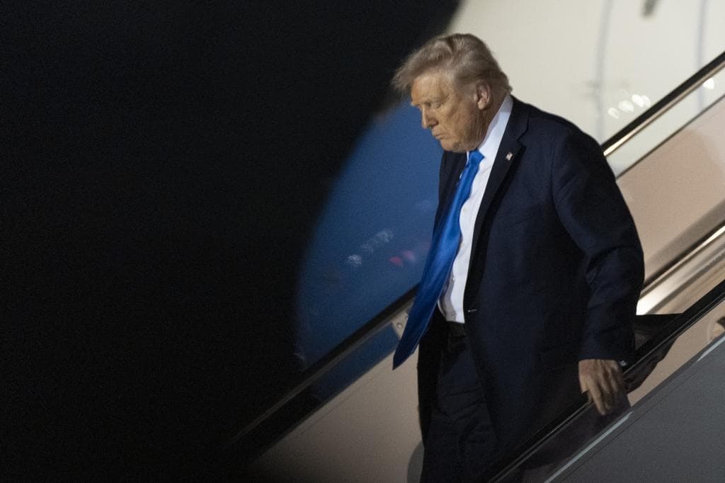 Duro golpe de Donald Trump a la Universidad de Harvard: le prohibió inscribir estudiantes extranjeros