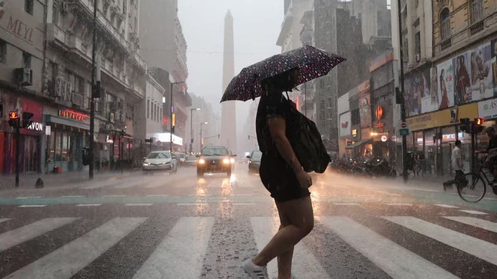 ¿Vuelve la lluvia? Cómo va a estar el tiempo este fin de semana en Buenos Aires, según el SMN