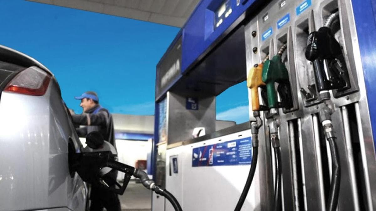 El Gobierno actualizó los impuestos al combustible y desde el domingo aumentarán la nafta y el gasoil