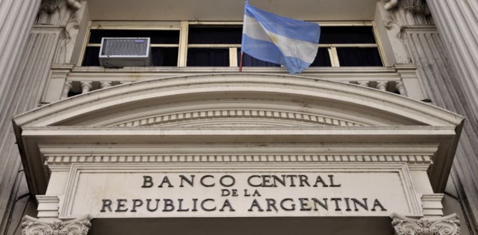 El Gobierno anunció medidas para abaratar los créditos: podrían afectar el rendimiento de billeteras virtuales