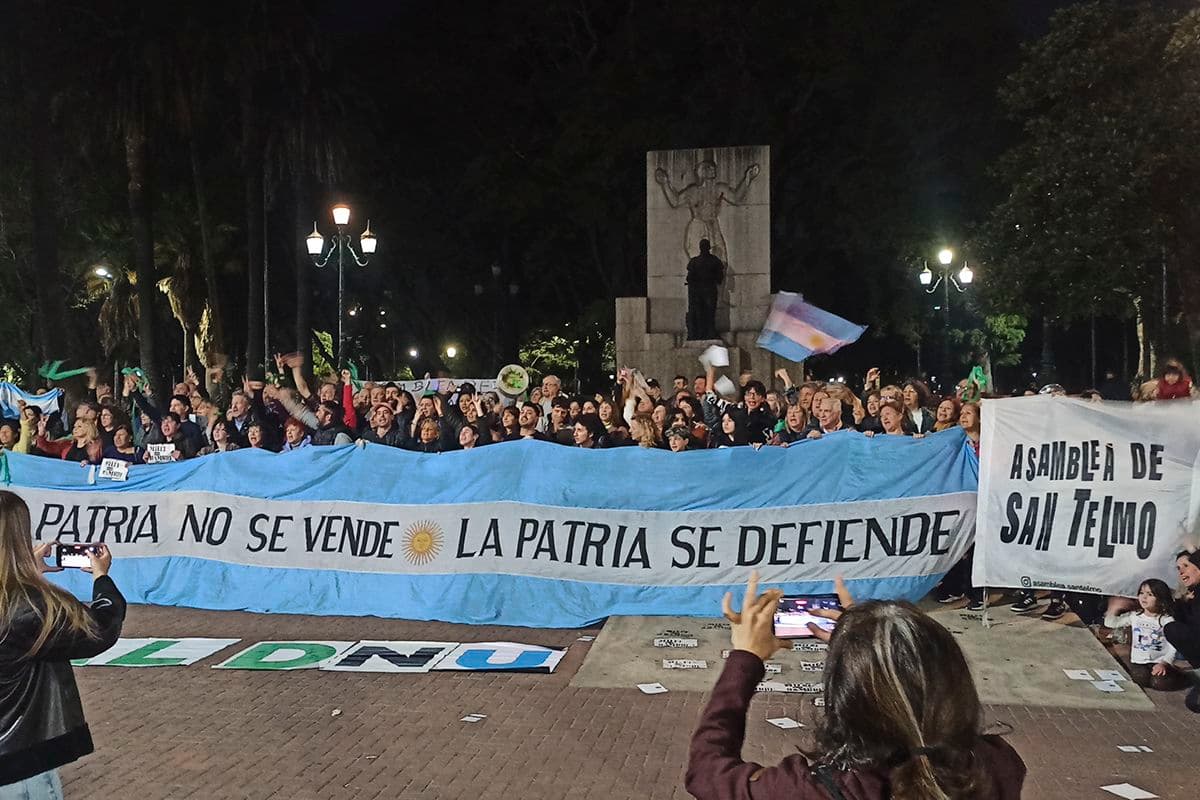 El mensaje de CFK contra Bullrich: “Trajo a la Policía Federal sin orden judicial para generar conflicto”
