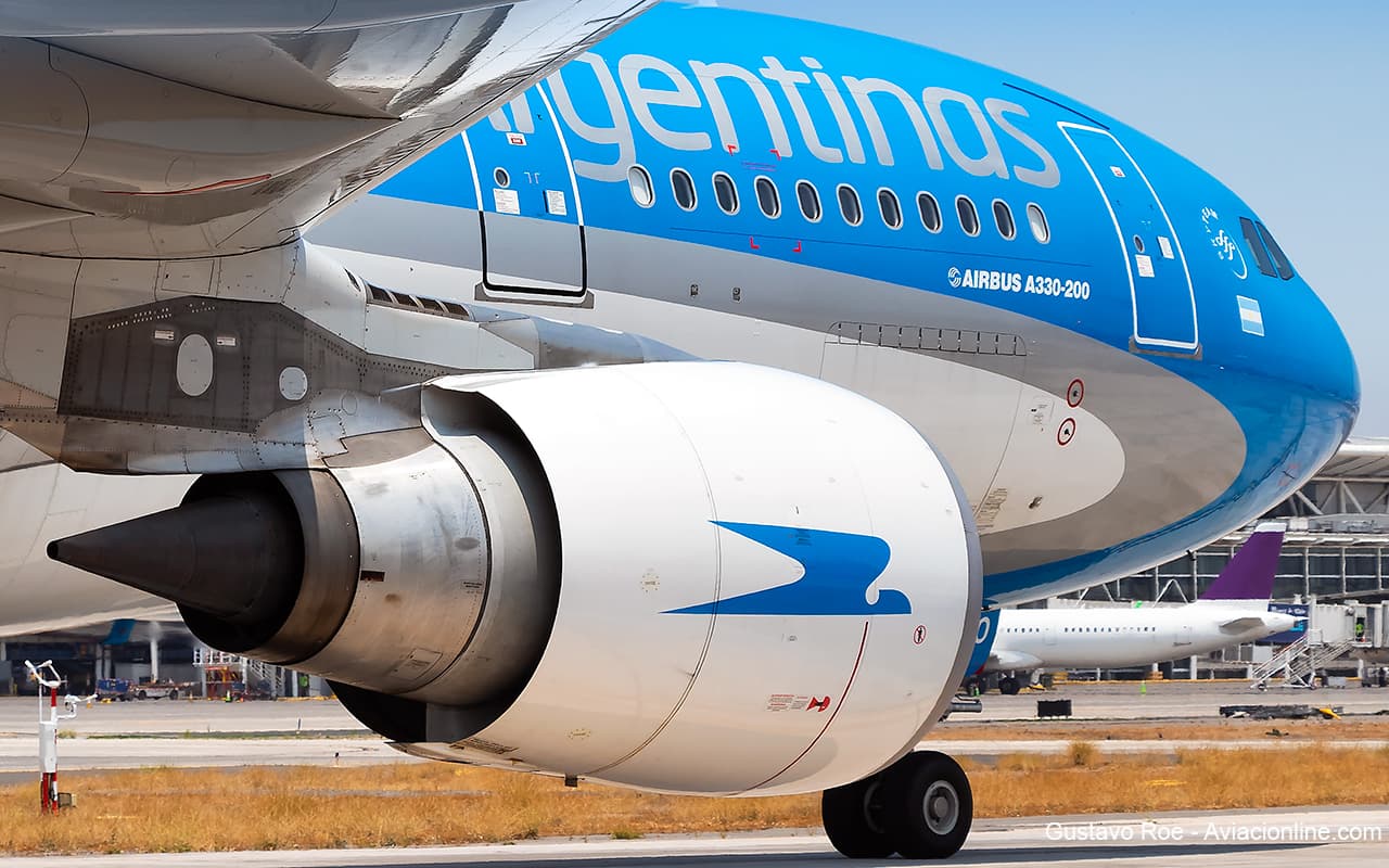 Más problemas para los vuelos en vacaciones de invierno: el gremio de pilotos anunció un paro para el sábado 19 de julio