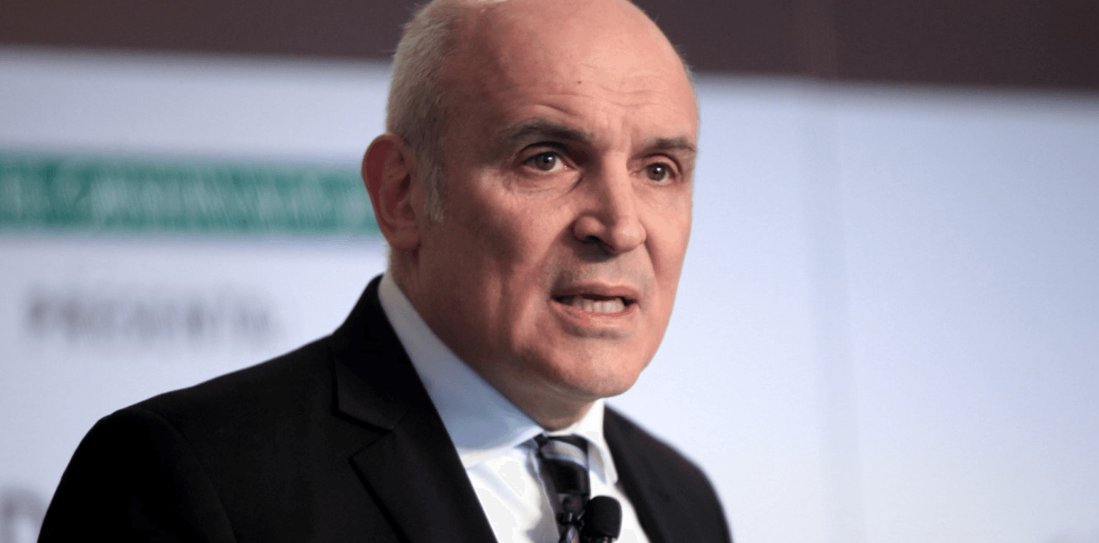 Tras bajar su candidatura por el escándalo con Fred Machado, Espert pidió licencia como diputado nacional hasta el final de su mandato