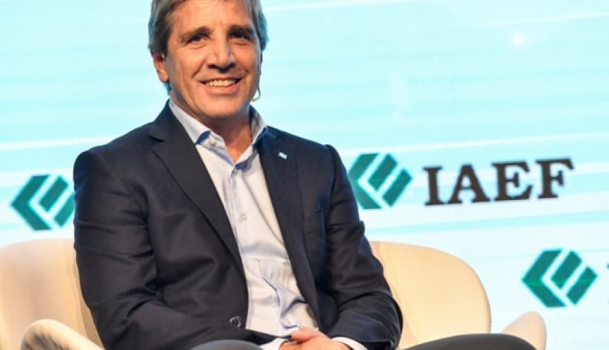 Caputo avanza con su agenda internacional en Washington con la mira en una reunión con la directora del FMI