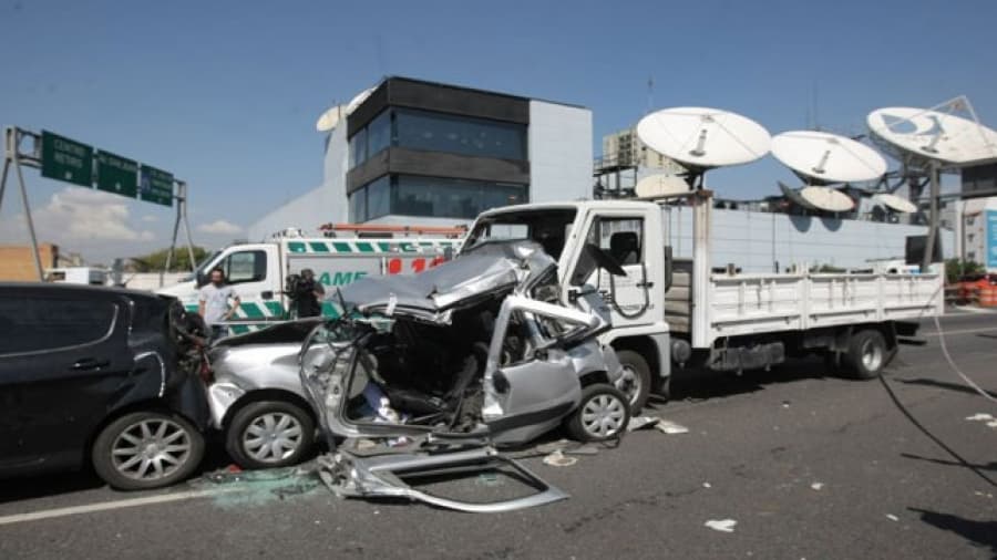 Un choque múltiple en la autopista 25 de Mayo dejó siete heridos