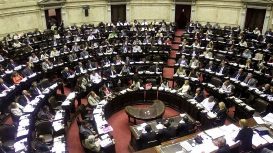 Diputados comienza a debatir el proyecto para reestatizar ferrocarriles