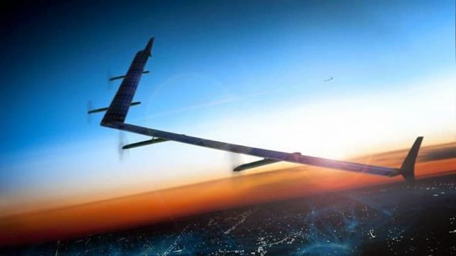 Mark Zuckerberg anunció el primer vuelo exitoso del drone de Facebook que llevará Internet a zonas remotas