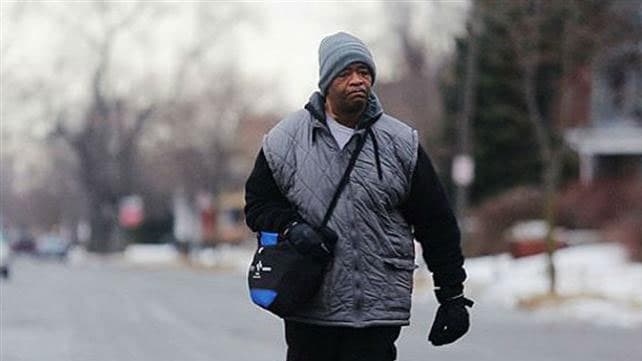 Estados Unidos: un hombre camina 33 kilómetros todos los días para ir a trabajar