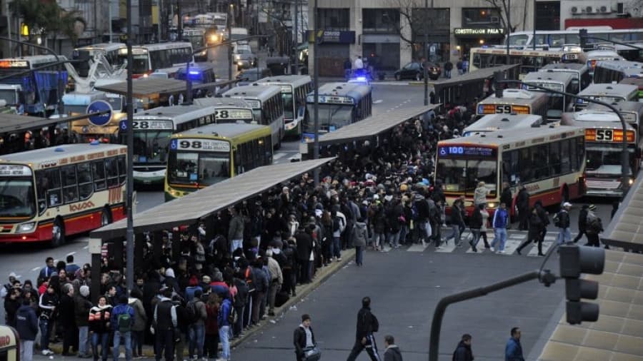 La línea C del Subte está interrumpida por un conflicto gremial