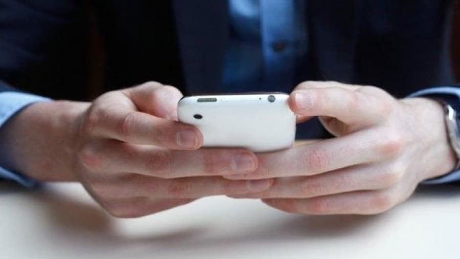 ¿Cómo hacer para que tu smartphone se cargue más rápido?