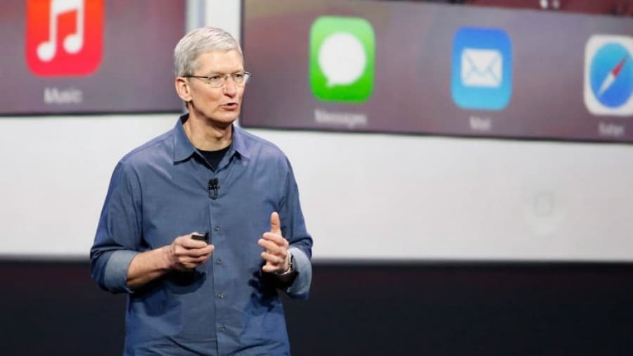Dura acusación del CEO de Apple contra Google y Facebook