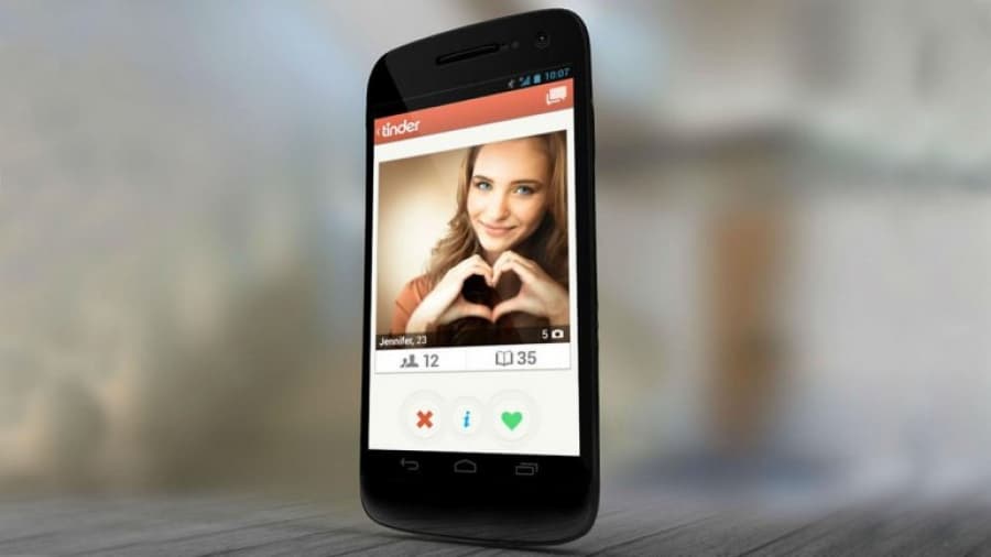 Tinder ahora permite evaluar un perfil mediante las fotos y videos de Instagram