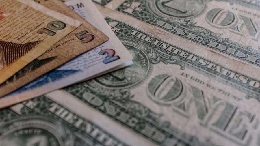 Será otra semana de controles vs mercado para frenar al dólar