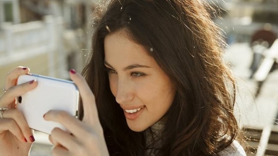 Por los smartphone, el comprador sabe más que el vendedor de un producto