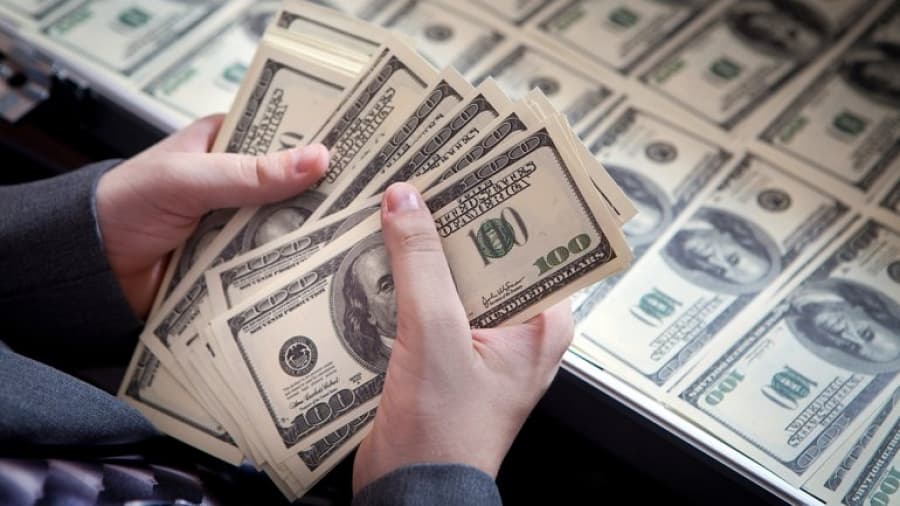 Dólar blue subió a $ 12,84 y el BCRA compró u$s 40 M