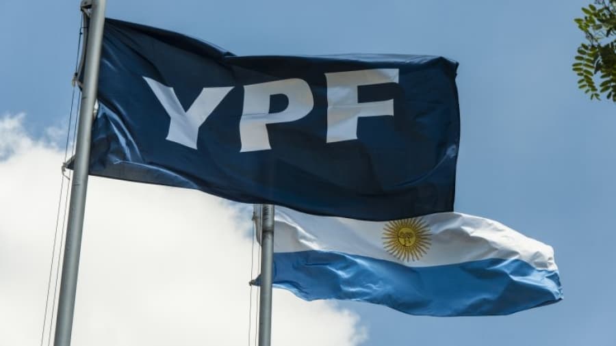 YPF sale al mercado en busca de US$500 millones