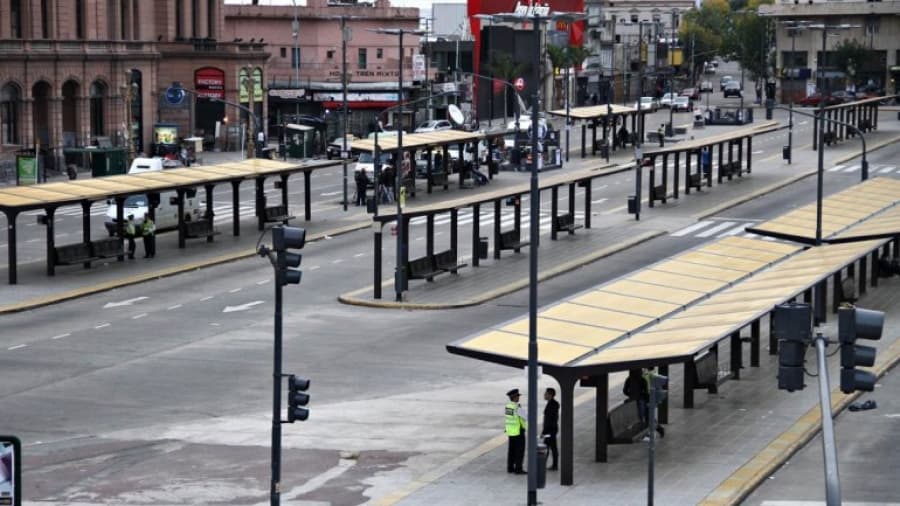 La UTA afirmó que el paro tiene una adhesión del «ciento por ciento»