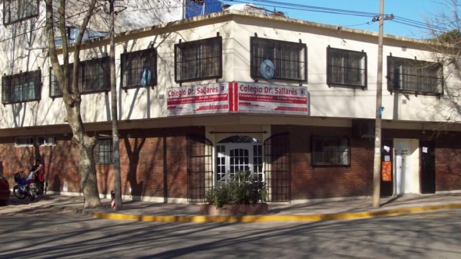 Una «broma» con gas pimienta en una escuela de Florencio Varela dejó 40 alumnos intoxicados