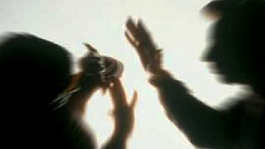 ¿Cómo debe actuar la policía en casos de violencia de género?