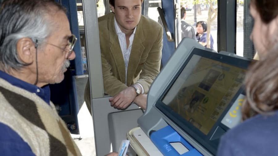 En Salta, ratifican boleta electrónica pero el conteo final será manual