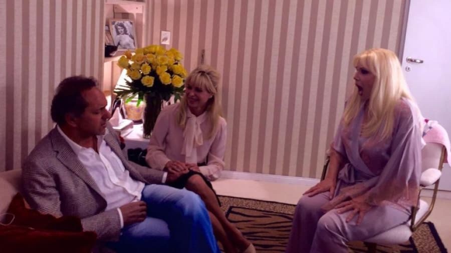 Daniel Scioli fue a ver Piel de Judas y visitó a Susana en su camarín