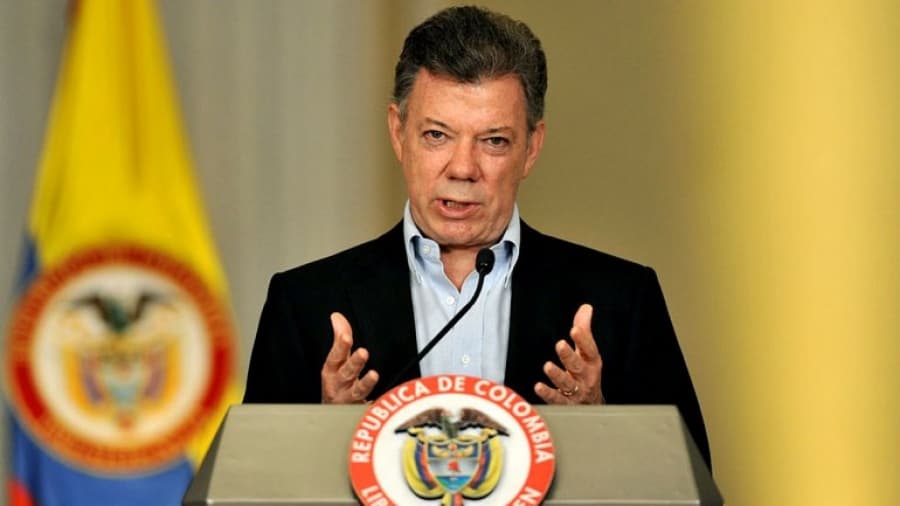 Santos busca acelerar el acuerdo definitivo de paz frente al ataque que dejó 11 militares muertos