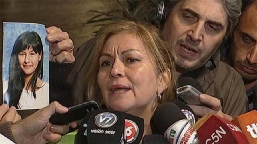 La madre de Carlina Favio cree que a su hija «la siguieron cuatro jóvenes y algo pasó en el parque»