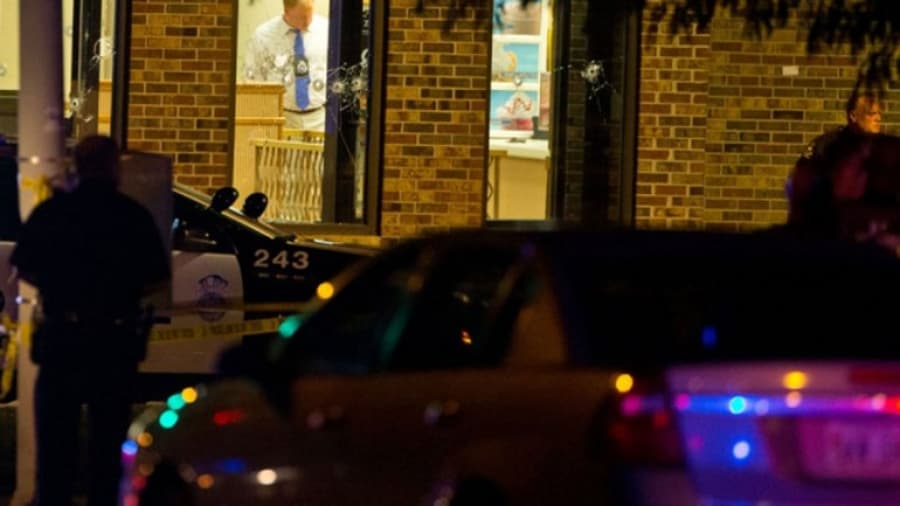 Un policía mató a un delincuente de 16 años que intentó robarle la moto