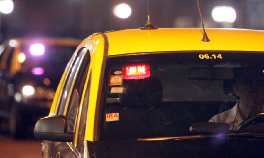 Horror en Chacarita: salió a bailar y fue violada por el taxista que la llevaba