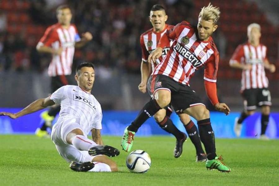 Independiente y Estudiantes quedaron a mano en un partido parejo