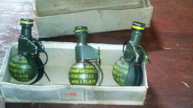 Llevó tres granadas a su casa por accidente y tuvieron que desalojar toda la manzana