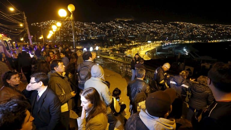 Chile: al menos ocho muertos y un millón de evacuados por terremoto de 8,4 grados
