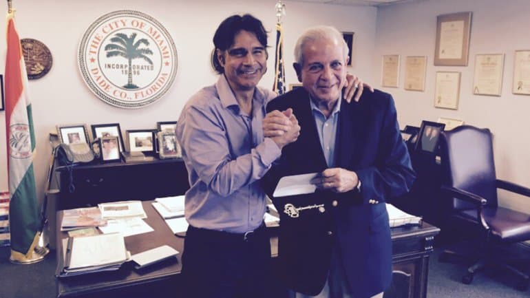 Claudio María Domínguez recibió las llaves de Miami