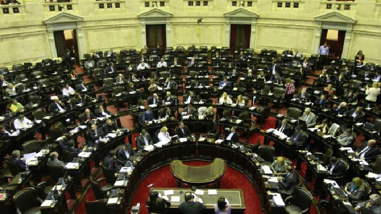 Fue promulgada la ley que blinda acciones estatales en empresas privadas