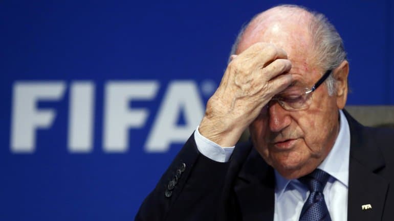La FIFA suspendió a Joseph Blatter por 90 días