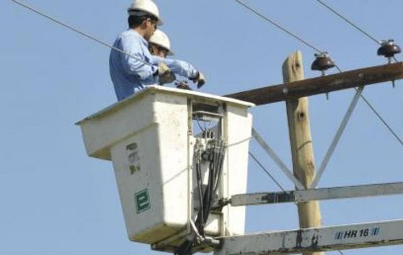 Una tunelera que trabajaba para la Ciudad ocasionó el corte de luz