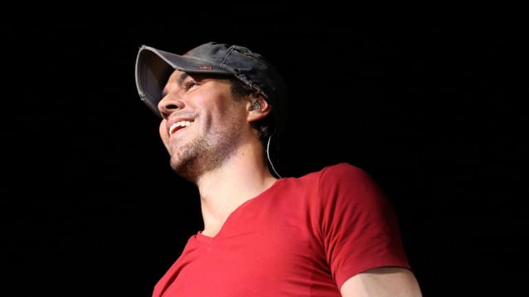 Enrique Iglesias enloqueció a más de 12 mil personas en GEBA
